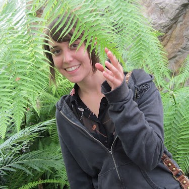 Sarah Turner Photo 37