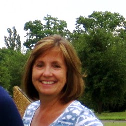 Susan Whalen Photo 40