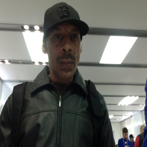 Gerald Hunter Photo 34