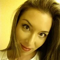 Stefanie Luck Photo 9