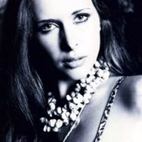 Shelley Fernandez Photo 5