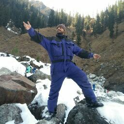 Neil Gupta Photo 16