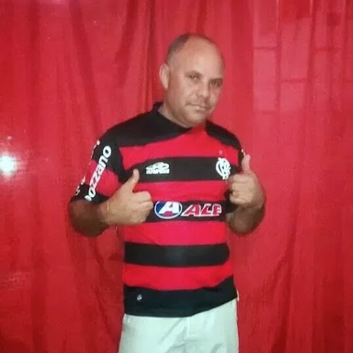 Charles Gomes Photo 17