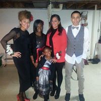 Cassandra Neely Photo 18