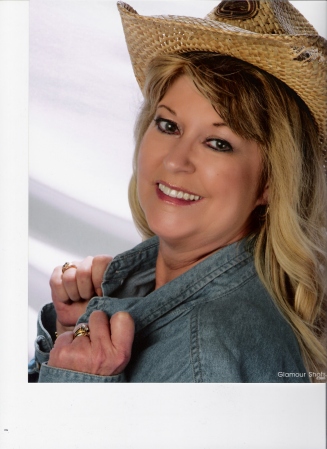 Gretchen Harper Photo 9