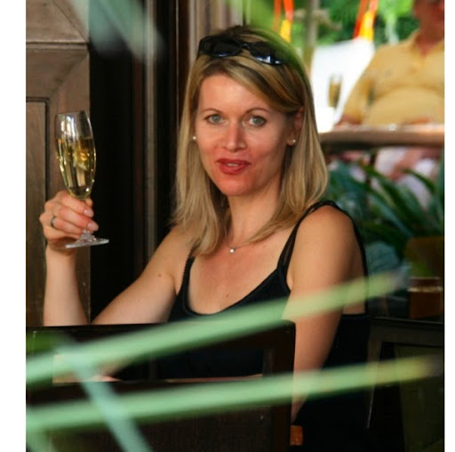 Christina Busch Photo 23