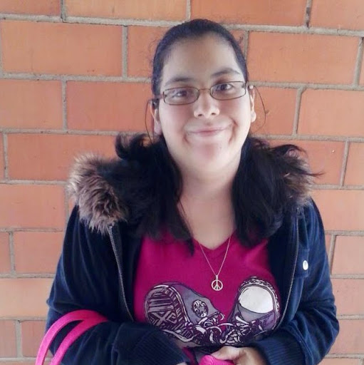 Elizabeth Herrera Photo 42
