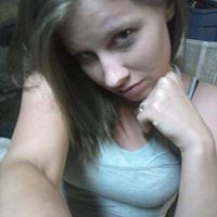 Kelley Mcdaniel Photo 16