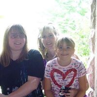Laurie Allen Photo 37