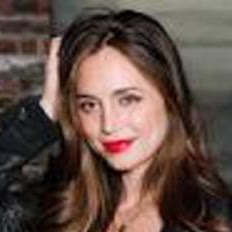 Elizabeth Shoemaker Photo 33