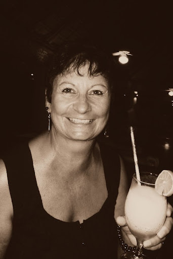 Ann Davidson Photo 38