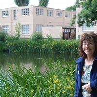 Valerie Bell Photo 34