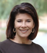 Jackie George Photo 10