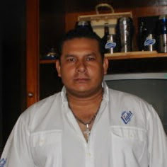 Robert Rojas Photo 28