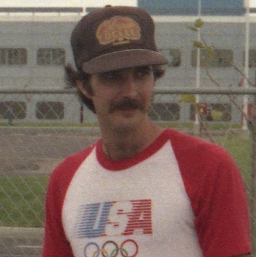 Richard Farr Photo 28