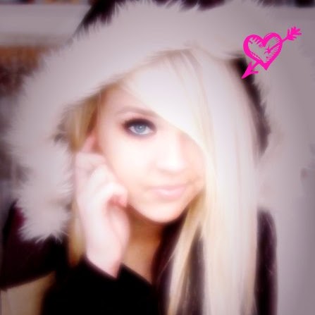 Lily Payne Photo 26