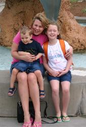 Julie Albright Photo 34