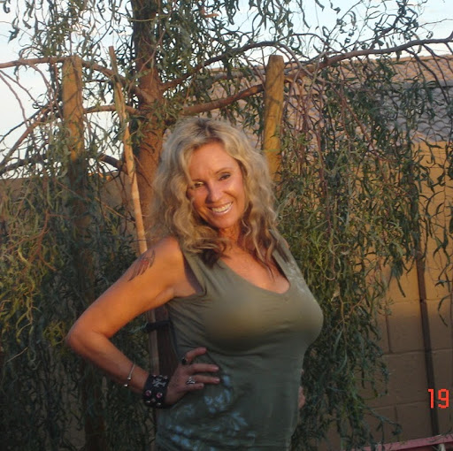 Diane James Photo 9
