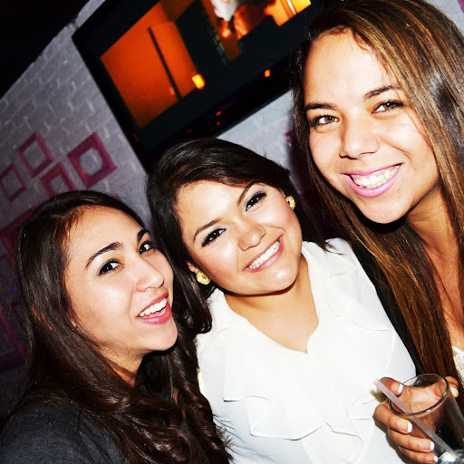 Michelle Anaya Photo 13