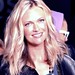 Sara Bond Photo 7