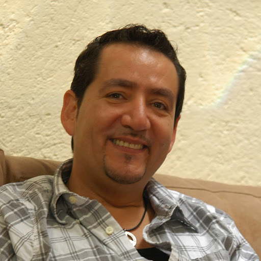 Carlos Velasco Photo 44
