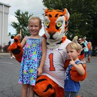 Amanda Werts Photo 21