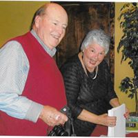 Deborah Holbrook Photo 25