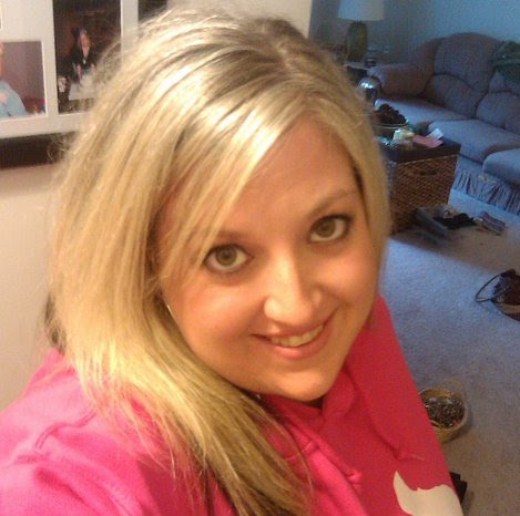 Kelly Weller Photo 15