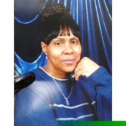 Gina Harris Photo 44