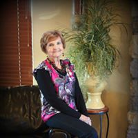 Joyce Saunders Photo 24