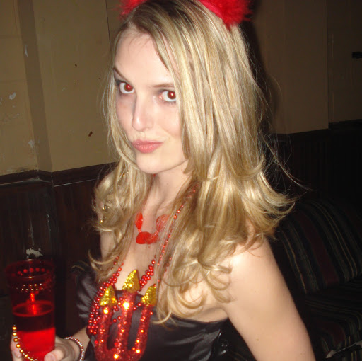 Christina Biller Photo 15