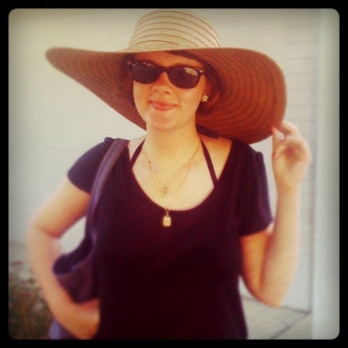 Annie Martin Photo 1