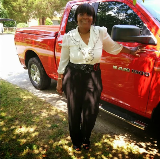Linda Green Photo 43