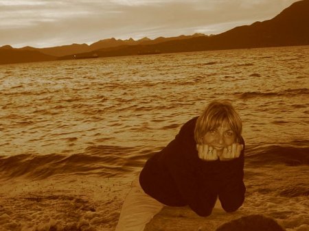 Jennifer Clough Photo 5