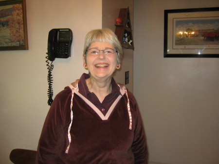 Joan Oliver Photo 9