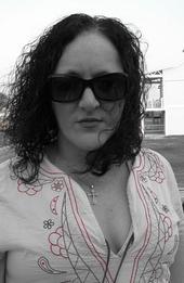 Michelle Robbins Photo 38