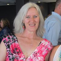 Robyn Lynch Photo 10