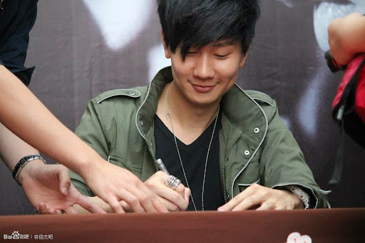 Ying Xu Photo 25