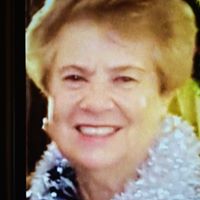 Arlene Lynch Photo 28