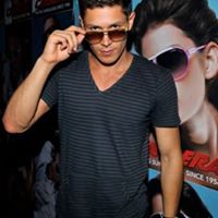 Alejandro Meraz Photo 7