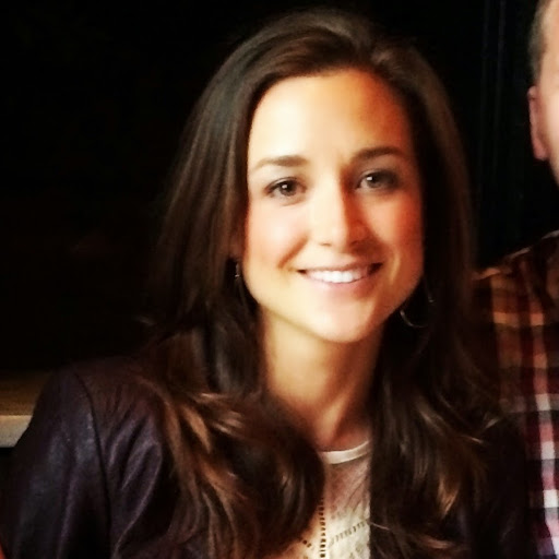 Kelley Thompson Photo 23