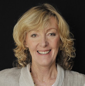 Julie Davey Photo 9