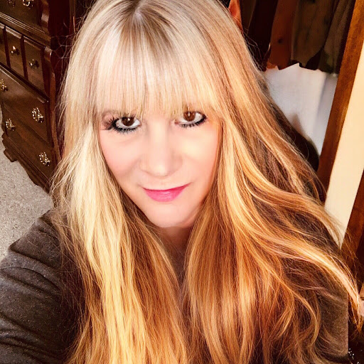 Wendy Carson Photo 24