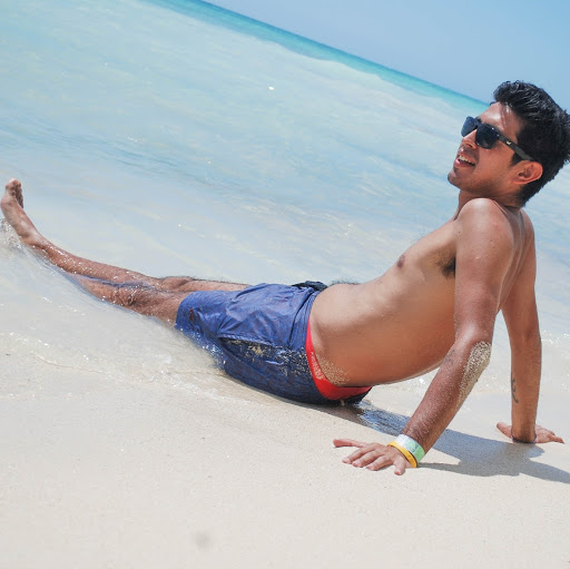 Maximiliano Rodriguez Photo 24