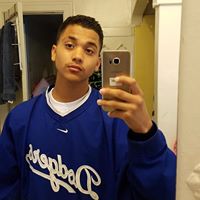 Erik Vasquez Photo 31