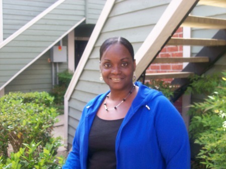 Nina Webb Photo 24