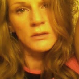 Michelle Kirk Photo 28