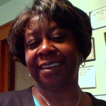 Gloria Turner Photo 29