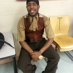 James Wages Photo 14