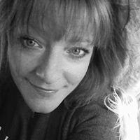 Julia Blackwell Photo 20